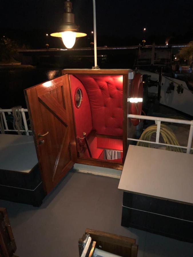 Hotelboot Zwaan Amsterdam Exterior foto
